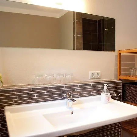 Strandhaus Meeresrauschen * Sellin (Rugen)